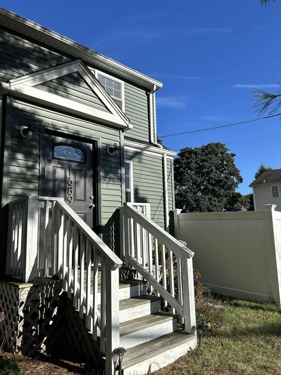 3 bed, 2 bath apartment for rent at 1689 Diamond Hill Rd Unit 1, Cumberland — photo 19 of 21