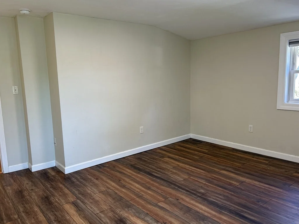 3 bed, 2 bath apartment for rent at 1689 Diamond Hill Rd Unit 1, Cumberland — photo 18 of 21