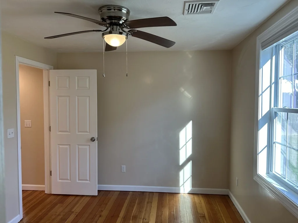 3 bed, 2 bath apartment for rent at 1689 Diamond Hill Rd Unit 1, Cumberland — photo 10 of 21