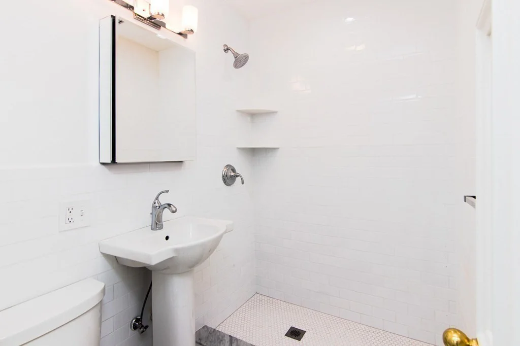 Studio bed, 1 bath apartment for rent at 169 Beacon St Unit 3R, Back Bay — photo 11 of 18