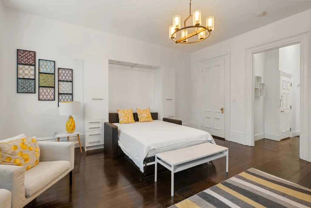 Studio bed, 1 bath apartment for rent at 169 Beacon St Unit 3R, Back Bay — photo 14 of 18