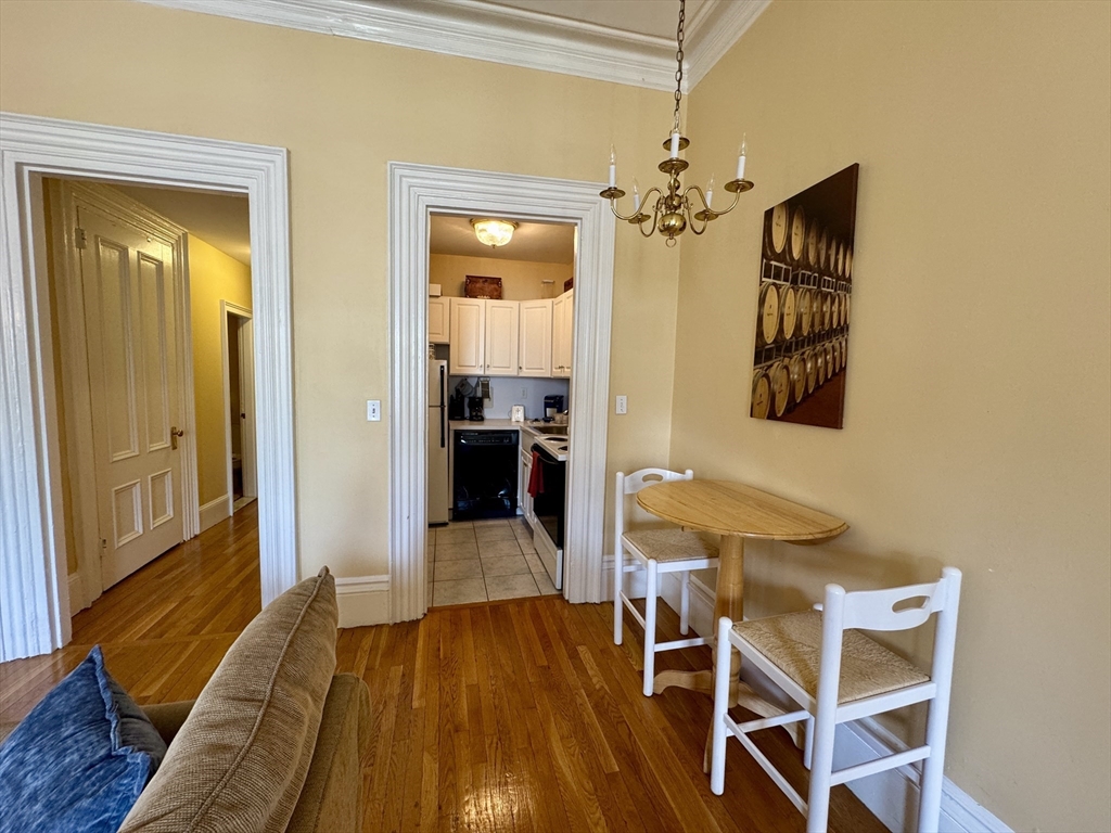 Studio bed, 1 bath apartment for rent at 169 Beacon St Unit 4-1, Back Bay — photo 13 of 21