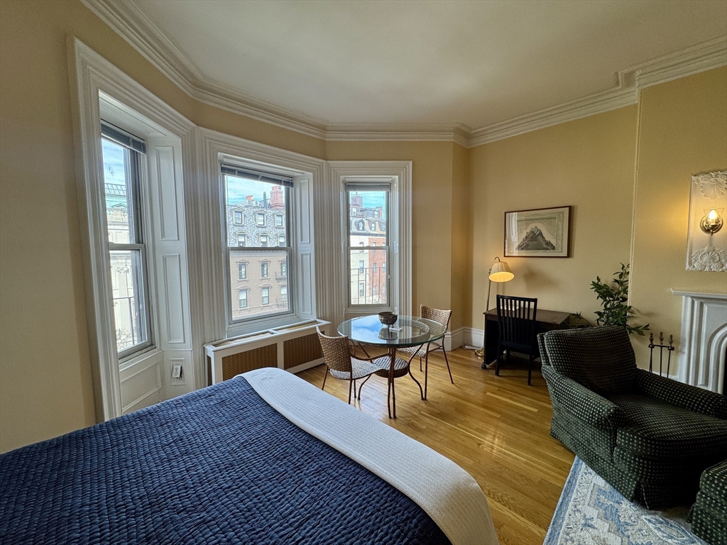 Studio bed, 1 bath apartment for rent at 169 Beacon St Unit 4-1, Back Bay — photo 8 of 21