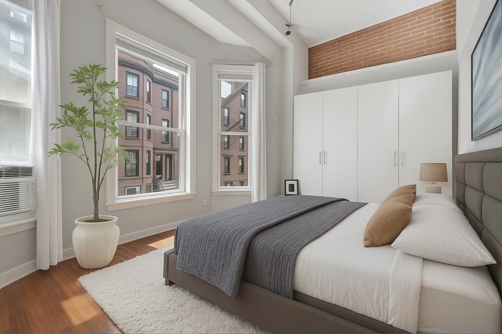 1 bed, 1 bath apartment for rent at 169 Beacon Unit 1, Back Bay — photo 6 of 11