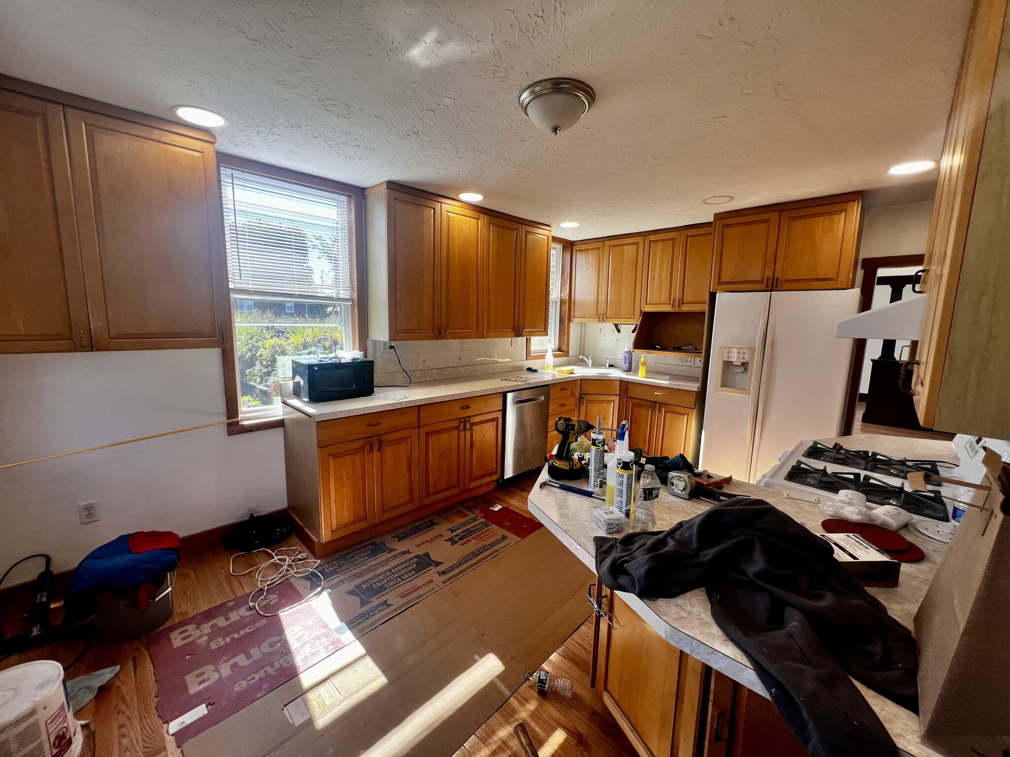 4 bed, 1 bath apartment for rent at 169 Campbell Ave Unit 1, Revere Beach — photo 6 of 11