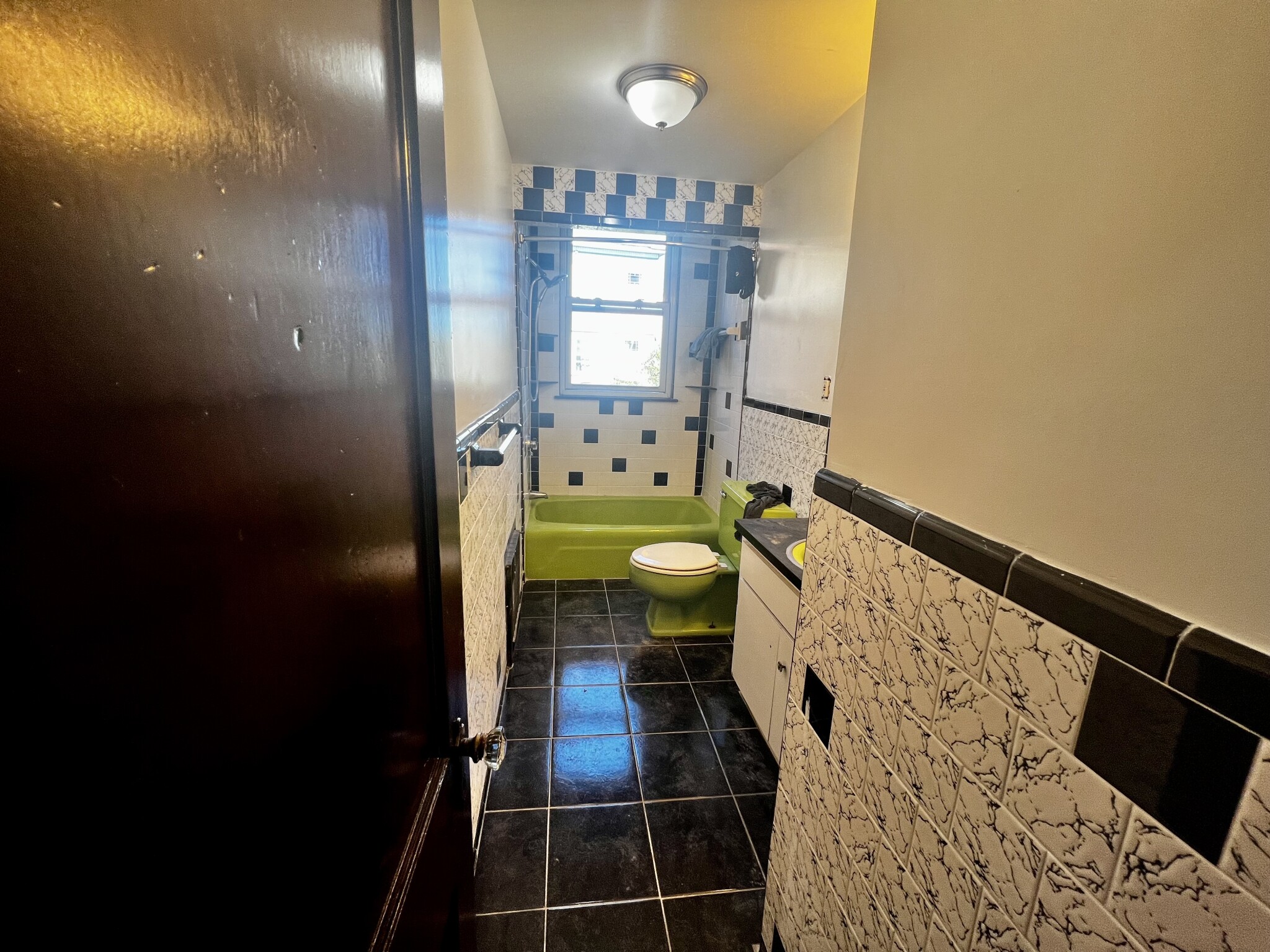 4 bed, 1 bath apartment for rent at 169 Campbell Ave Unit 1, Revere Beach — photo 11 of 11