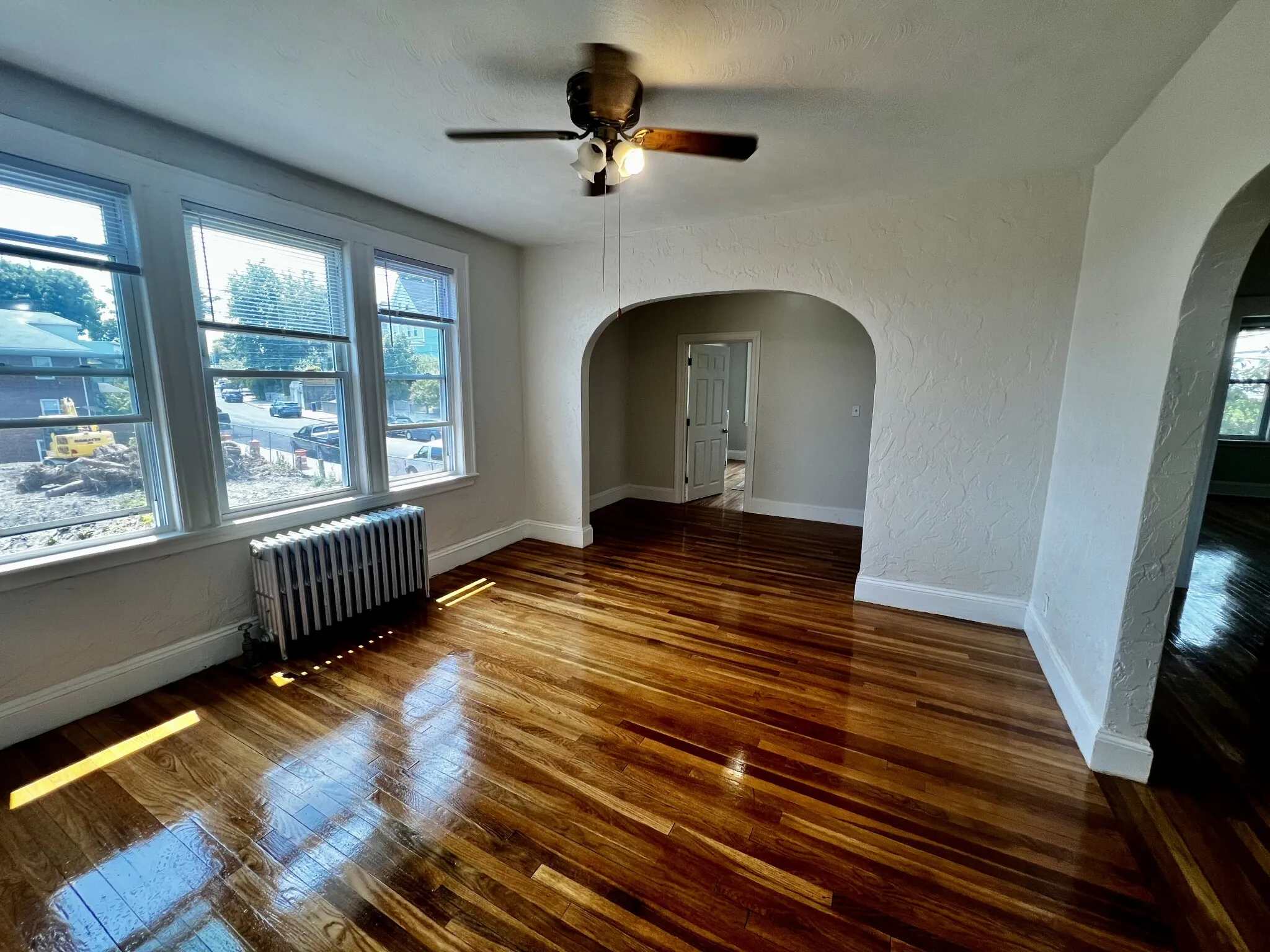 4 bed, 1 bath apartment for rent at 169 Campbell Ave Unit 3, Revere — photo 2 of 12
