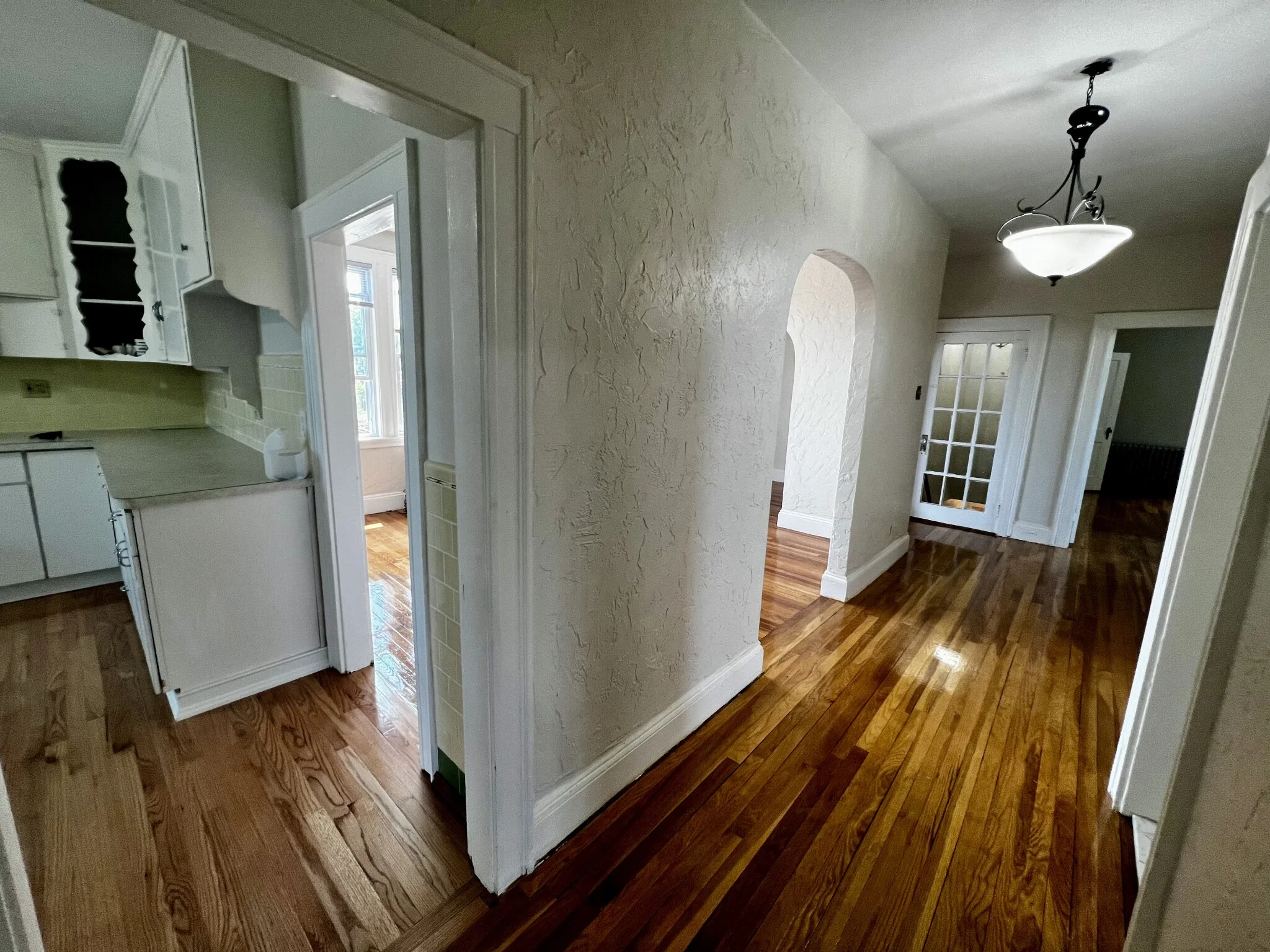 4 bed, 1 bath apartment for rent at 169 Campbell Ave Unit 3, Revere — photo 10 of 12