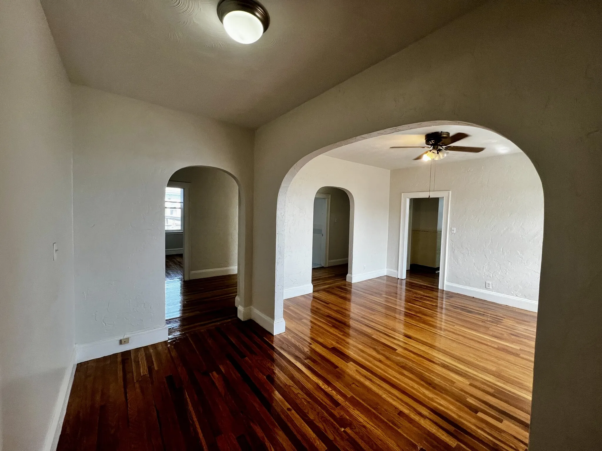 4 bed, 1 bath apartment for rent at 169 Campbell Ave Unit 3, Revere — photo 3 of 12
