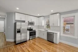 3 bed, 1 bath apartment for rent at 169 Fairmont Ave Unit 3, Worcester — photo 4 of 10