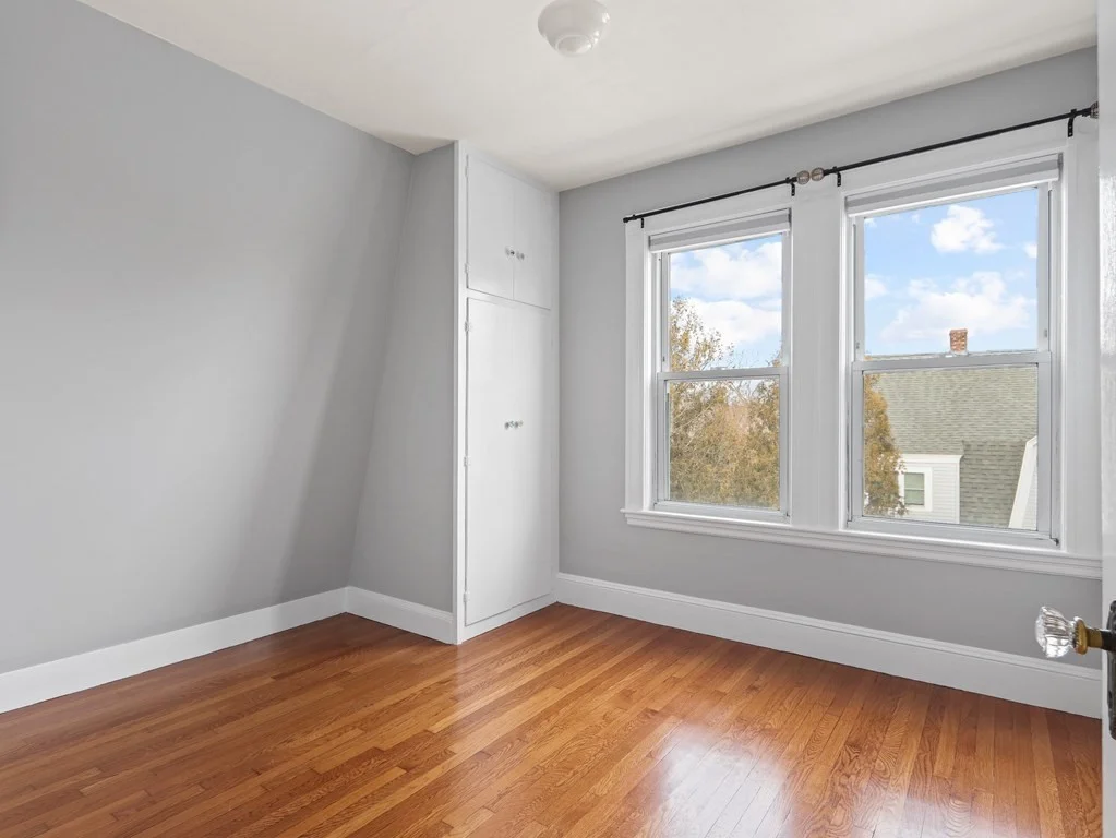 3 bed, 1 bath apartment for rent at 169 George St, Tufts University — photo 10 of 22