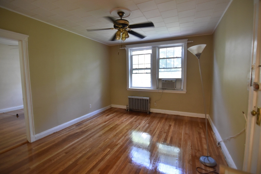 2 bed, 1 bath apartment for rent at 169 Kent Unit 6, Brookline — photo 3 of 10
