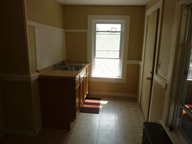 1 bed, 1 bath apartment for rent at 169 Main St Unit 2, Avon — photo 10 of 10