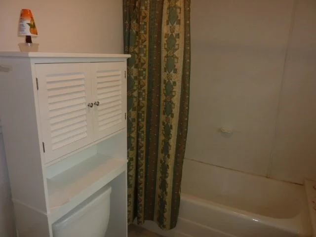 1 bed, 1 bath apartment for rent at 169 Main St Unit 2, Avon — photo 5 of 10
