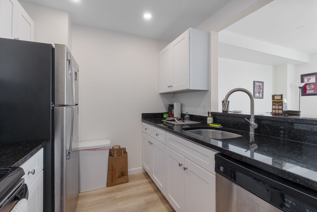 1 bed, 1 bath apartment for rent at 169 Monsignor O'brien Highway Unit 403, East Cambridge — photo 4 of 15