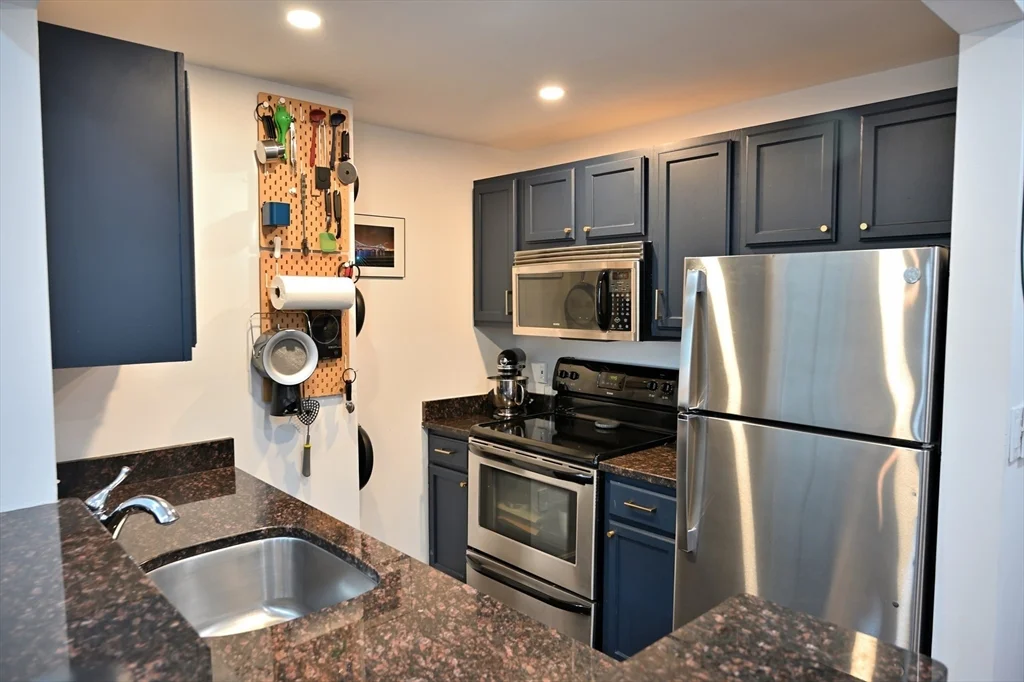 1 bed, 1 bath apartment for rent at 169 Monsignor O'brien Highway Unit 611, East Cambridge — photo 4 of 19
