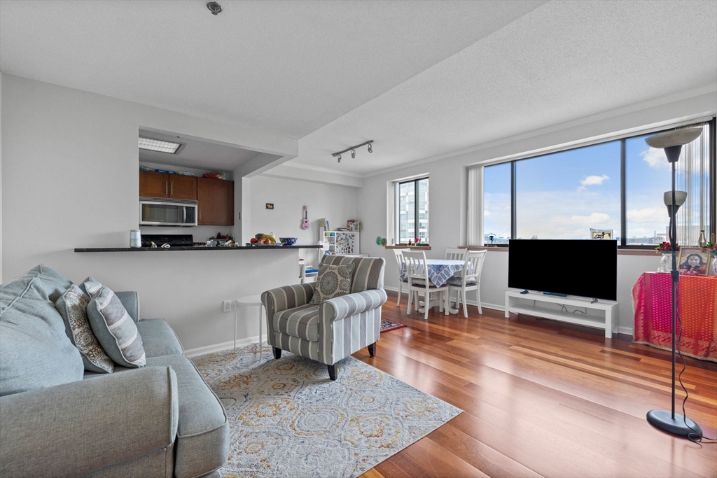 1 bed, 1 bath apartment for rent at 169 Monsignor O'brien Highway Unit 810, East Cambridge — photo 1 of 21