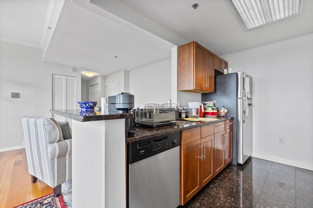 1 bed, 1 bath apartment for rent at 169 Monsignor O'brien Highway Unit 810, East Cambridge — photo 6 of 21