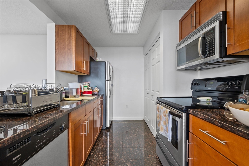 1 bed, 1 bath apartment for rent at 169 Monsignor O'brien Highway Unit 810, East Cambridge — photo 7 of 21