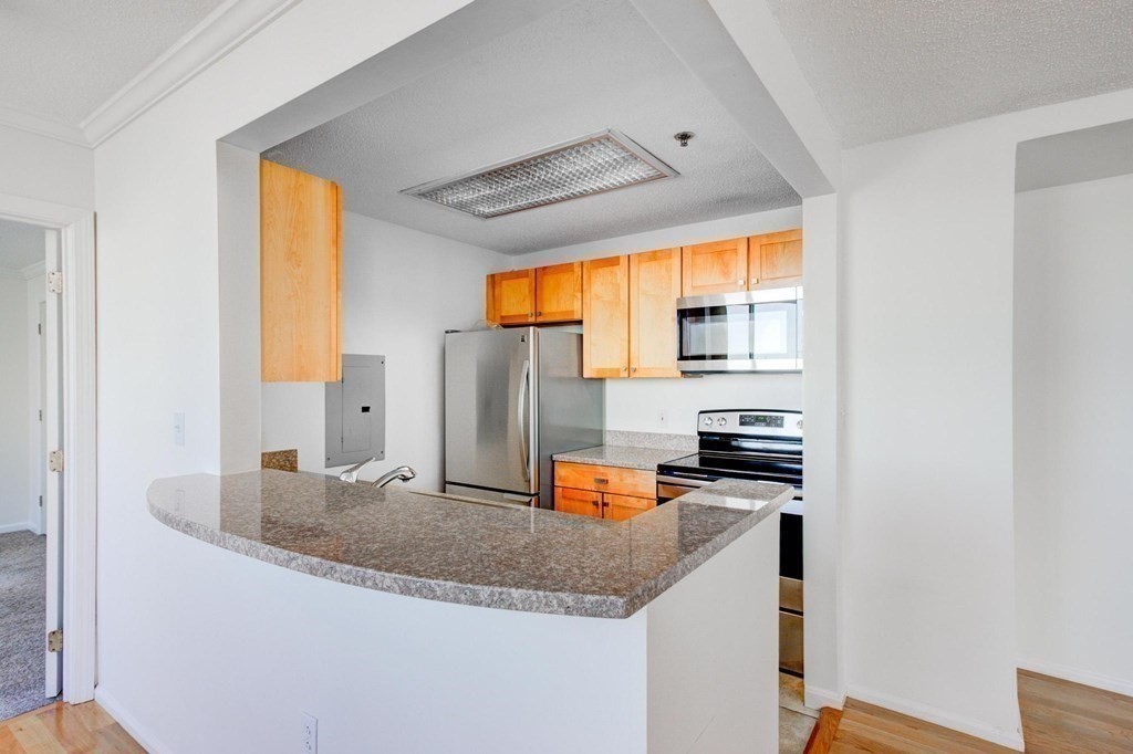 2 bed, 2 bath apartment for rent at 169 Monsignor O'brien Hwy Unit 802, East Cambridge — photo 9 of 26