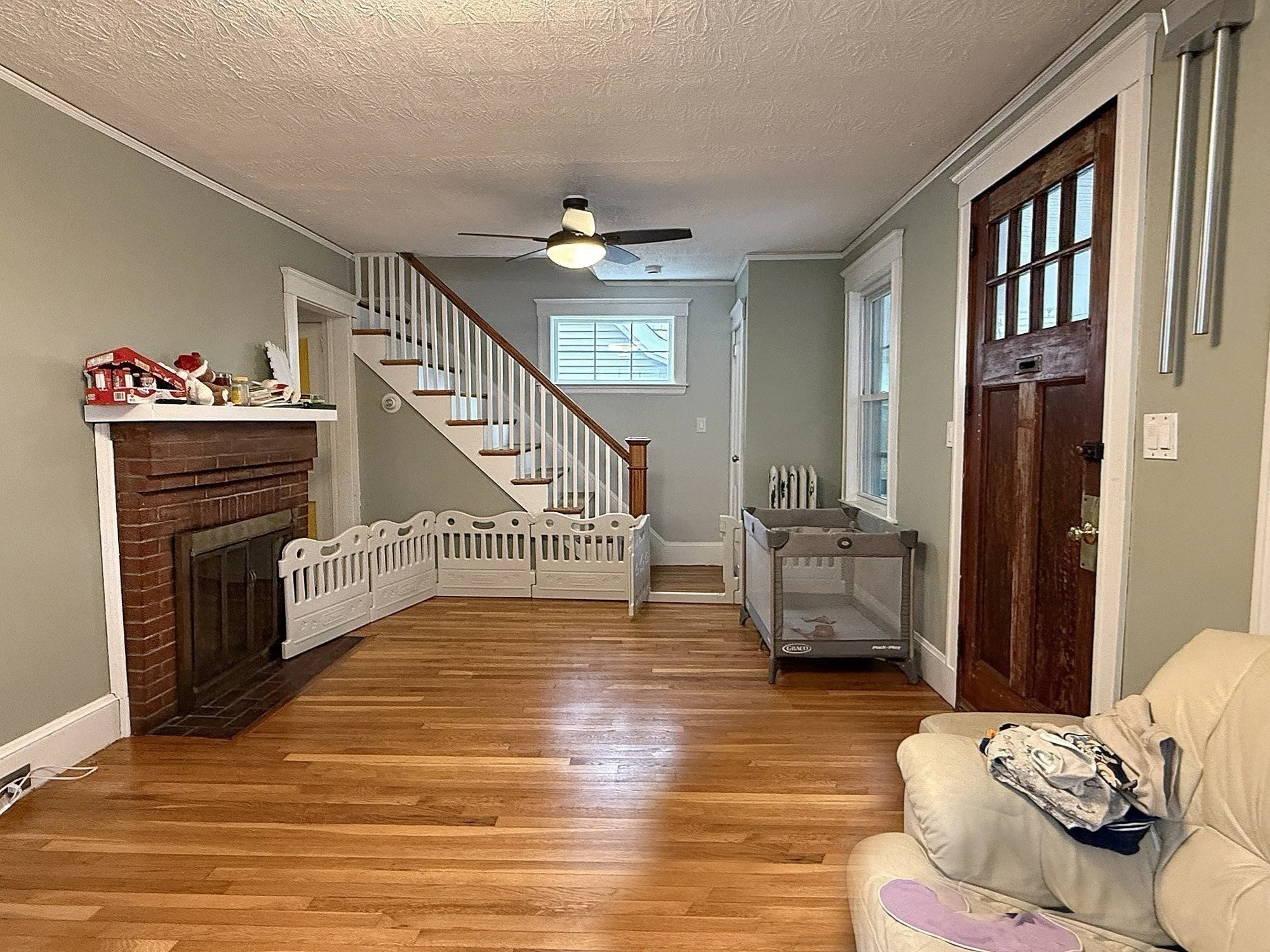 3 bed, 1 bath apartment for rent at 169 Pine St Unit 169, Quincy — photo 5 of 18