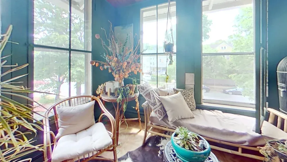 4 bed, 1 bath apartment for rent at 169 Tremont St Unit 2, Newton Corner — photo 3 of 10