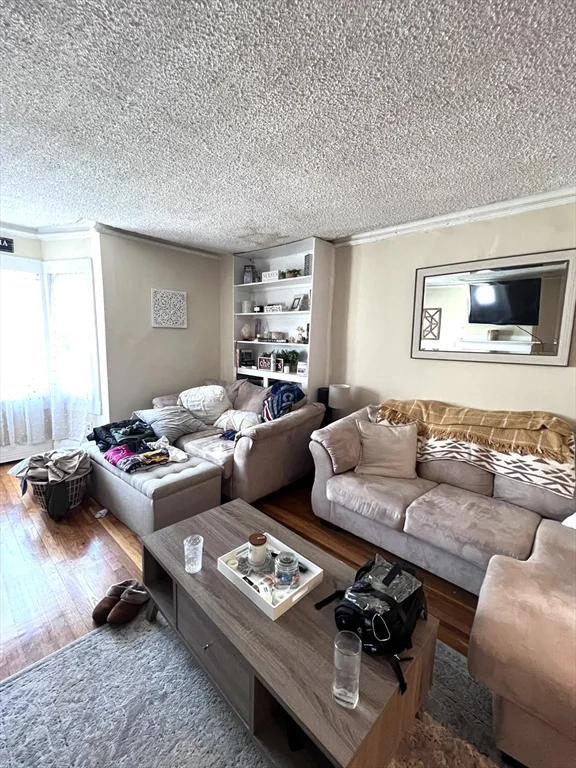 3 bed, 1 bath apartment for rent at 169 W 7th Unit 2, South Boston — photo 7 of 10