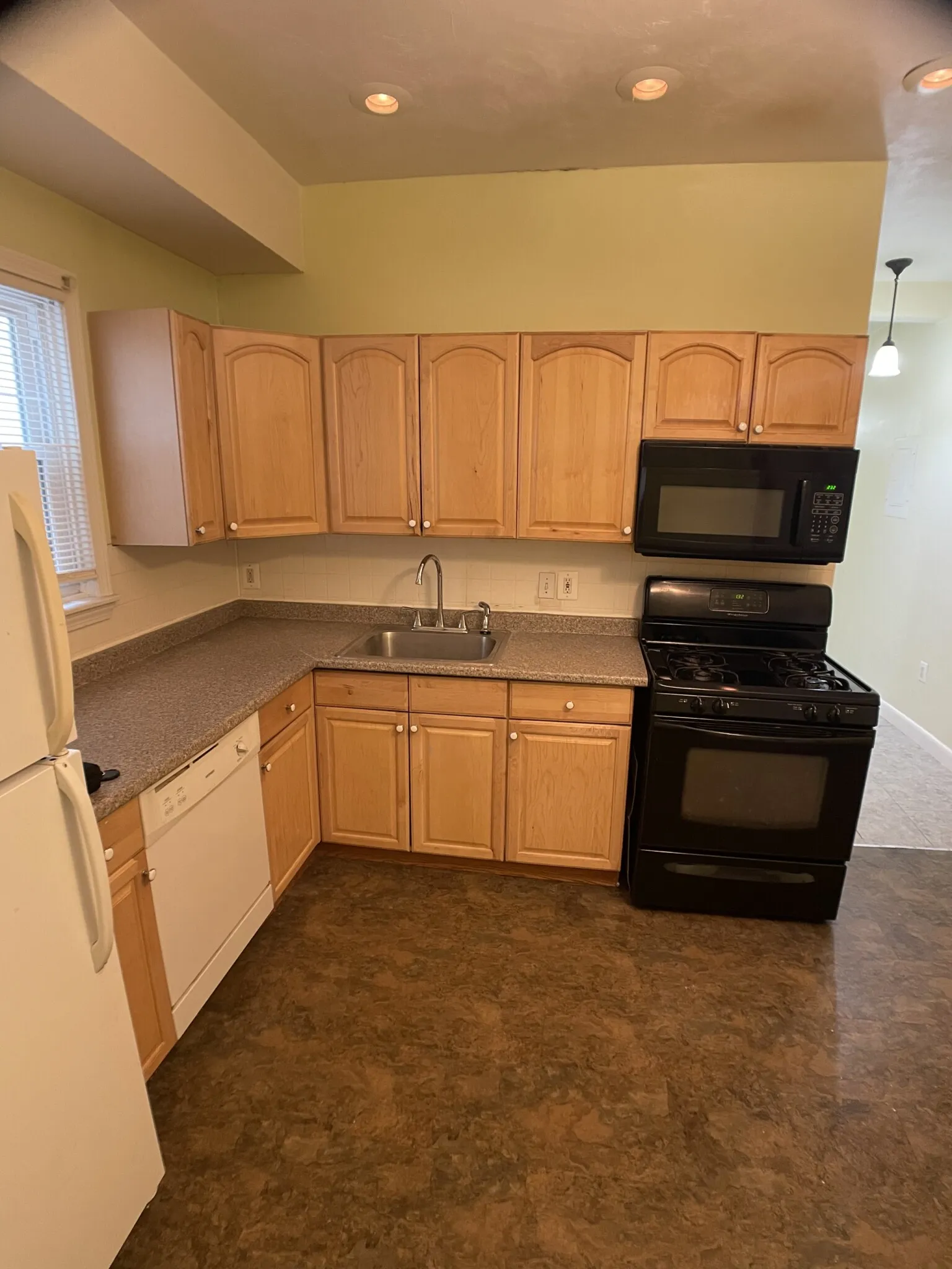 2 bed, 1.5 bath apartment for rent at 169 Windsor St Unit 1A, The Port