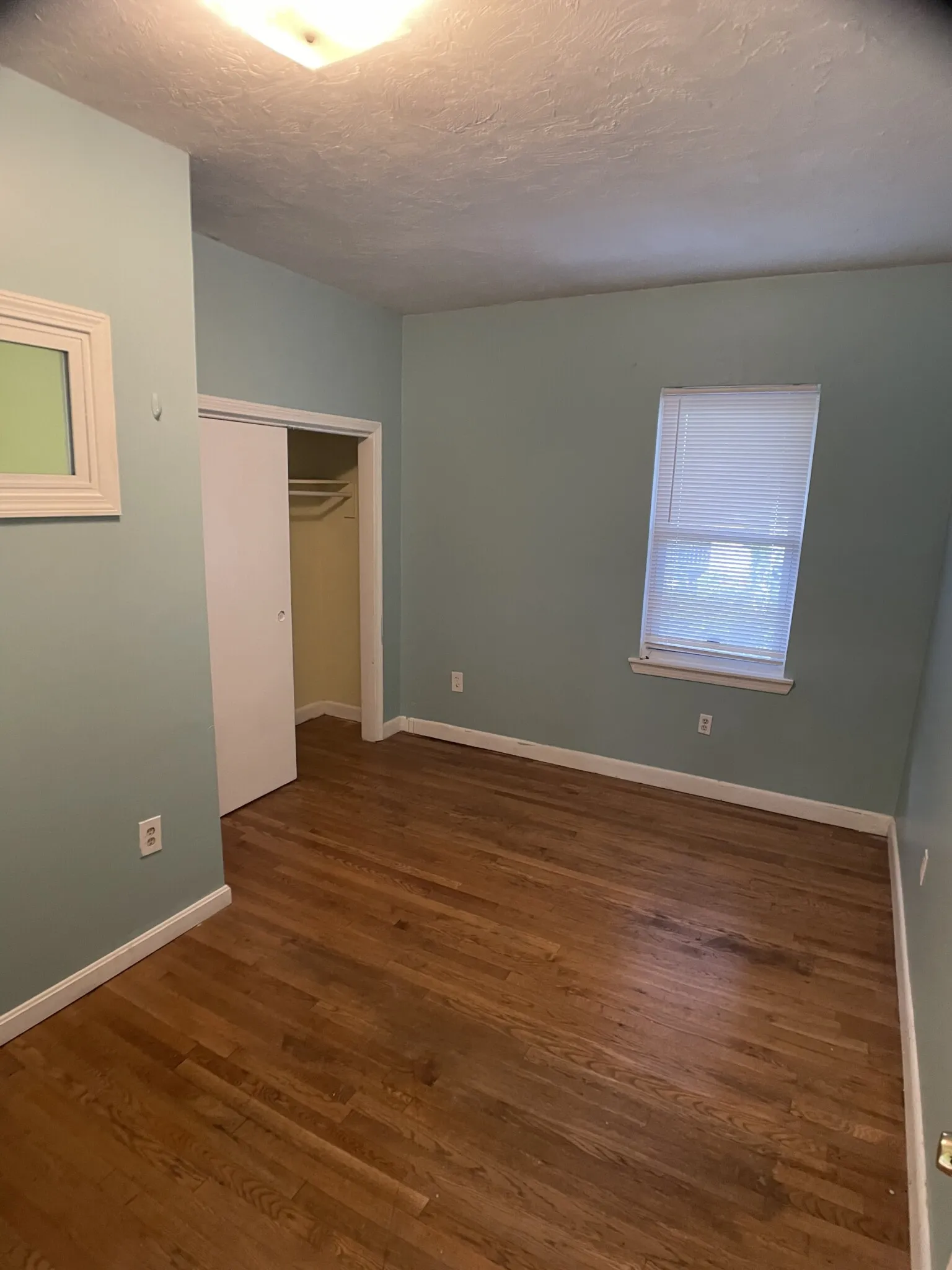 2 bed, 1.5 bath apartment for rent at 169 Windsor St Unit 1A, The Port — photo 5 of 12