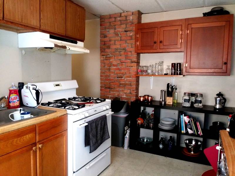 2 bed, 1 bath apartment for rent at 169 Windsor St Unit 2, The Port — photo 15 of 26