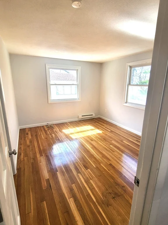 3 bed, 1 bath apartment for rent at 169 Wood Ave Unit 2, Hyde Park — photo 6 of 7