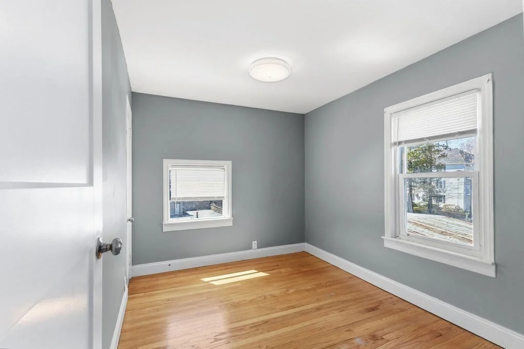 3 bed, 1 bath apartment for rent at 1690 N Main St Unit 3, Fall River — photo 14 of 18