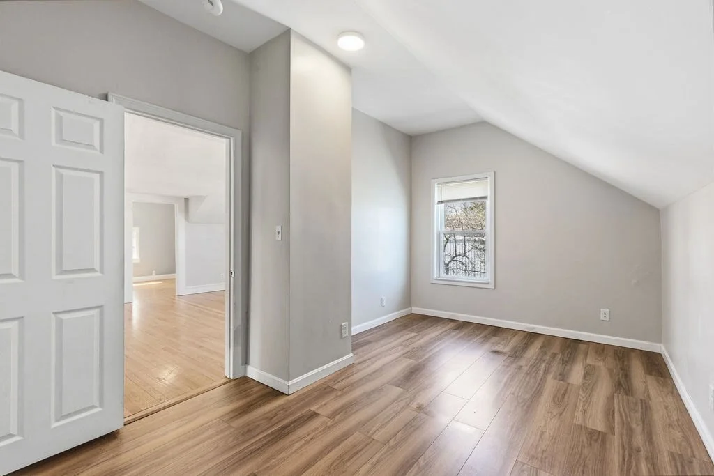 3 bed, 1 bath apartment for rent at 1690 N Main St Unit 3, Fall River — photo 11 of 18