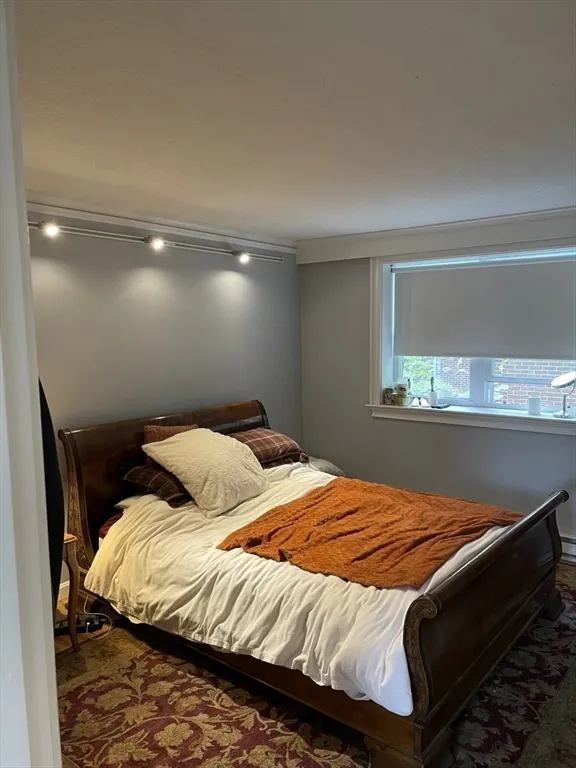 1 bed, 1 bath apartment for rent at 1691 Cambridge St Unit 34, Mid Cambridge — photo 6 of 7
