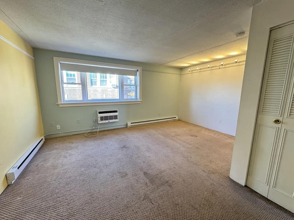 1 bed, 1 bath apartment for rent at 1691 Cambridge St Unit 42, Mid Cambridge