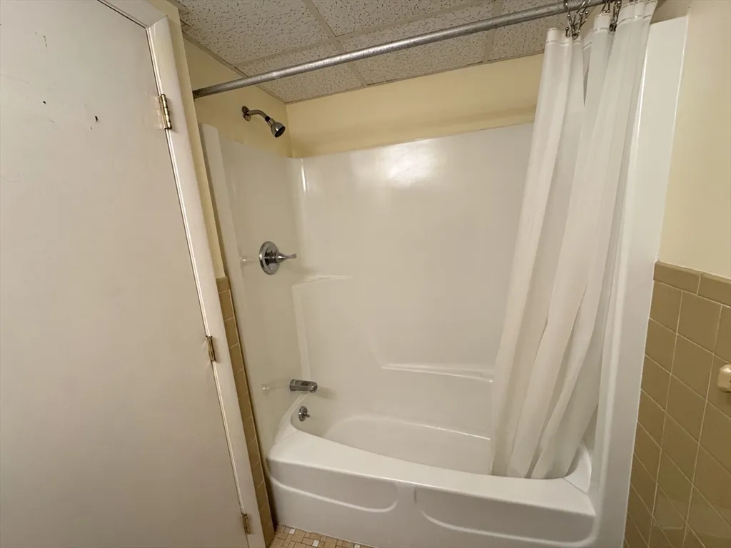1 bed, 1 bath apartment for rent at 1691 Cambridge St Unit 42, Mid Cambridge — photo 11 of 17