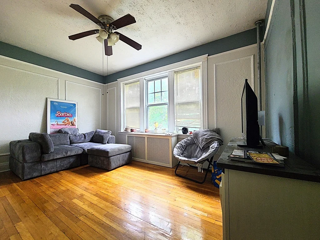 2 bed, 1 bath apartment for rent at 1691 Commonwealth Ave Unit 22, Brighton — photo 1 of 8
