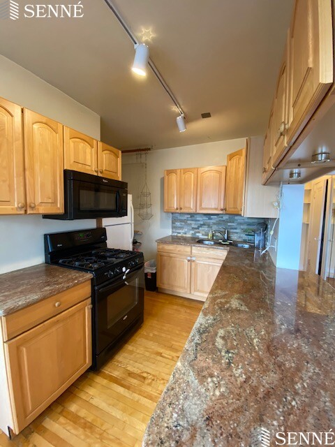 1 bed, 1 bath apartment for rent at 1697 Cambridge St Unit 16, Mid Cambridge — photo 3 of 11