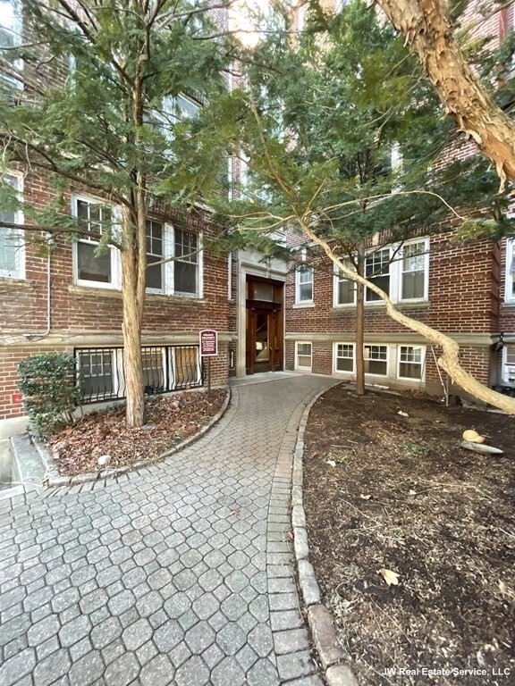 Studio bed, 1 bath apartment for rent at 1697 Cambridge St Unit 19, Mid Cambridge — photo 7 of 7