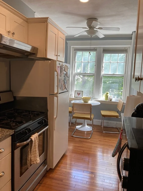 1 bed, 1 bath apartment for rent at 1699 Cambridge St Unit 8, Mid Cambridge — photo 3 of 16