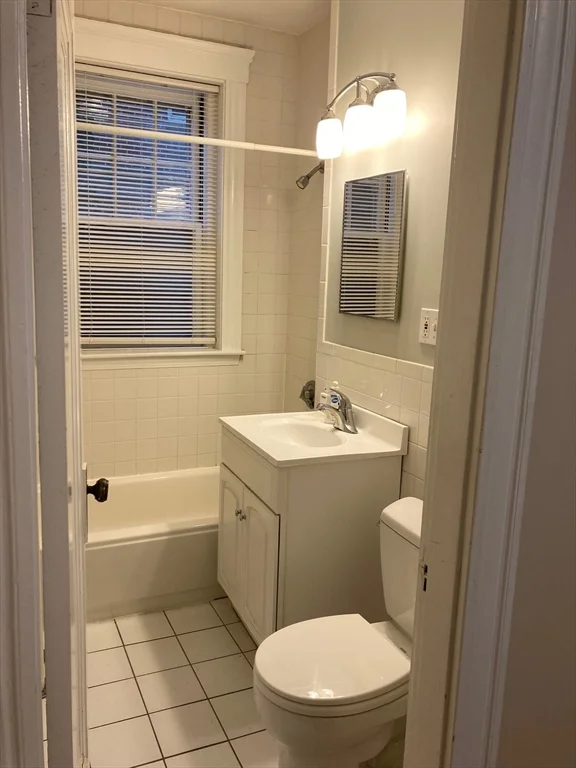 1 bed, 1 bath apartment for rent at 1699 Cambridge St Unit 8, Mid Cambridge — photo 14 of 16