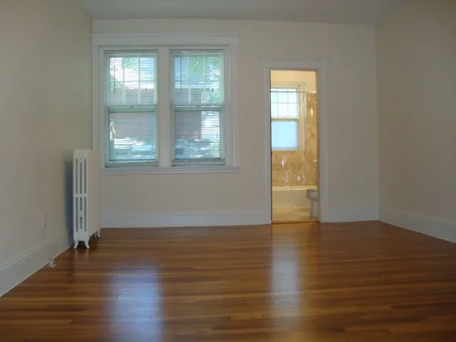 Studio bed, 1 bath apartment for rent at 1699 Cambridge Unit 6, Harvard Square — photo 2 of 6