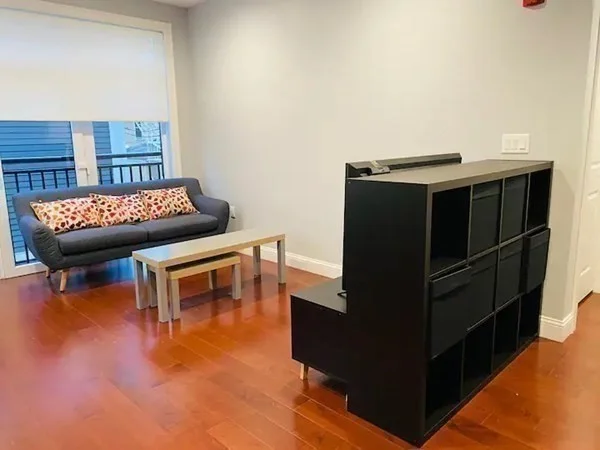 1 bed, 1 bath apartment for rent at 1699 Massacusetts Unit 304, Cambridge — photo 5 of 9