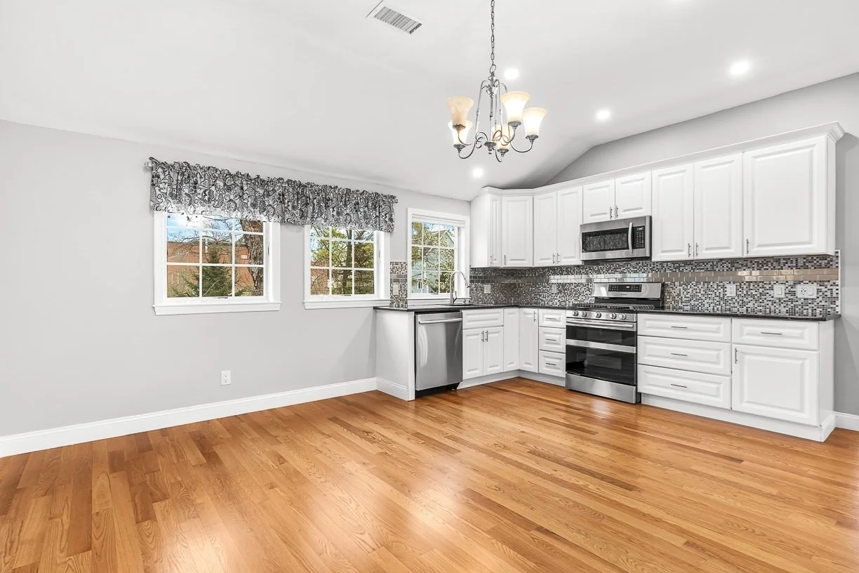 1 bed, 1 bath apartment for rent at 16A Glenwood Ave Unit A, Winchester — photo 3 of 15