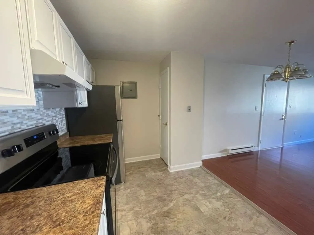 2 bed, 1 bath apartment for rent at 16A Mayberry Dr Unit 1, Westborough — photo 7 of 13
