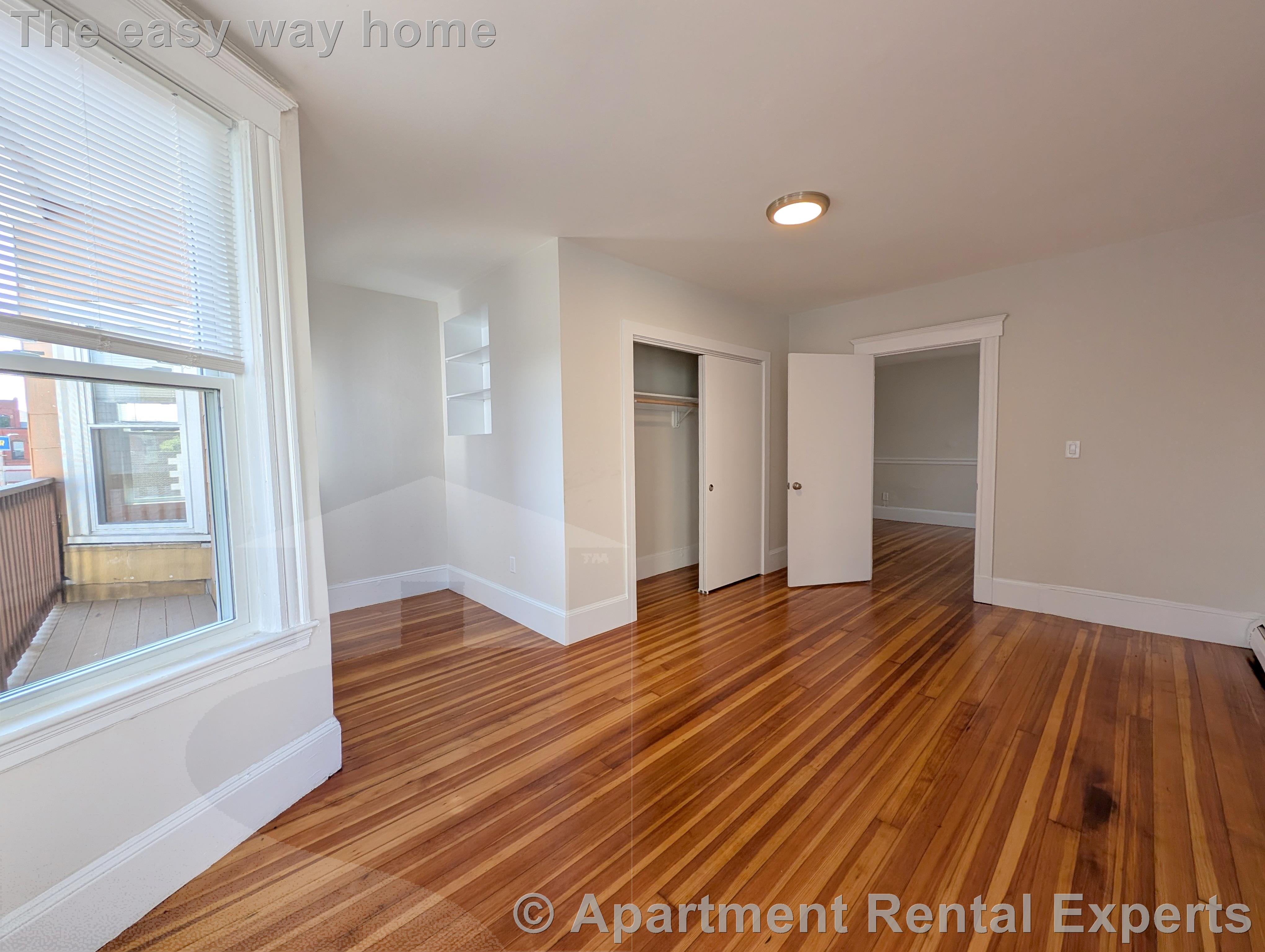 1 bed, 1 bath apartment for rent at 16R Warren Ave Unit 4, Union Square — photo 6 of 11