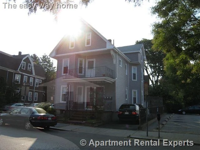 3 bed, 1 bath apartment for rent at 17-19 Cutter Ave Unit 1, Davis Square — photo 17 of 17