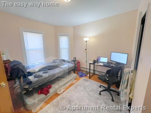 3 bed, 1 bath apartment for rent at 17-19 Cutter Ave Unit 1, Davis Square — photo 9 of 17