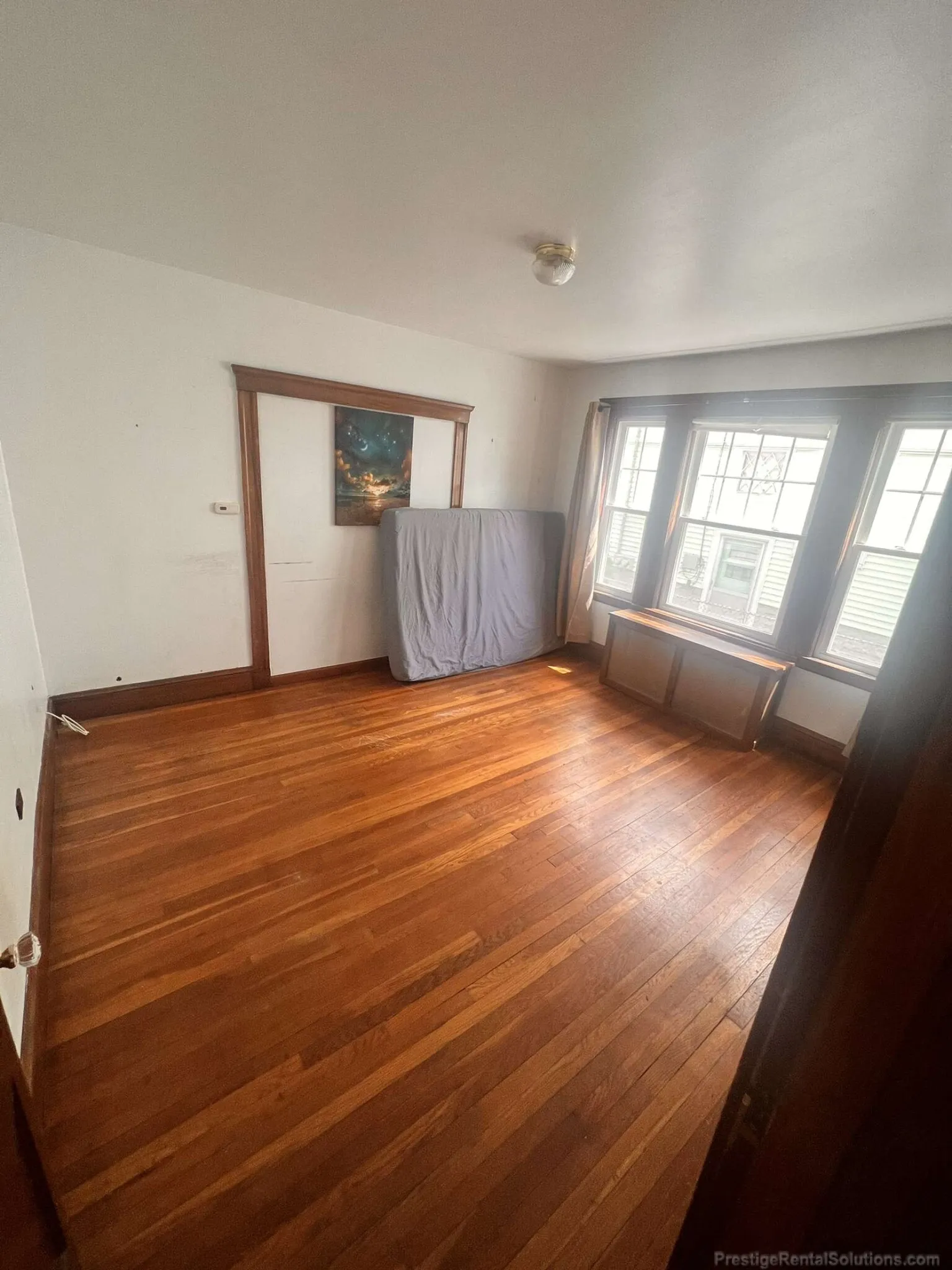 3 bed, 1 bath apartment for rent at 17-19 Morrow Rd Unit 1, Brighton — photo 4 of 13