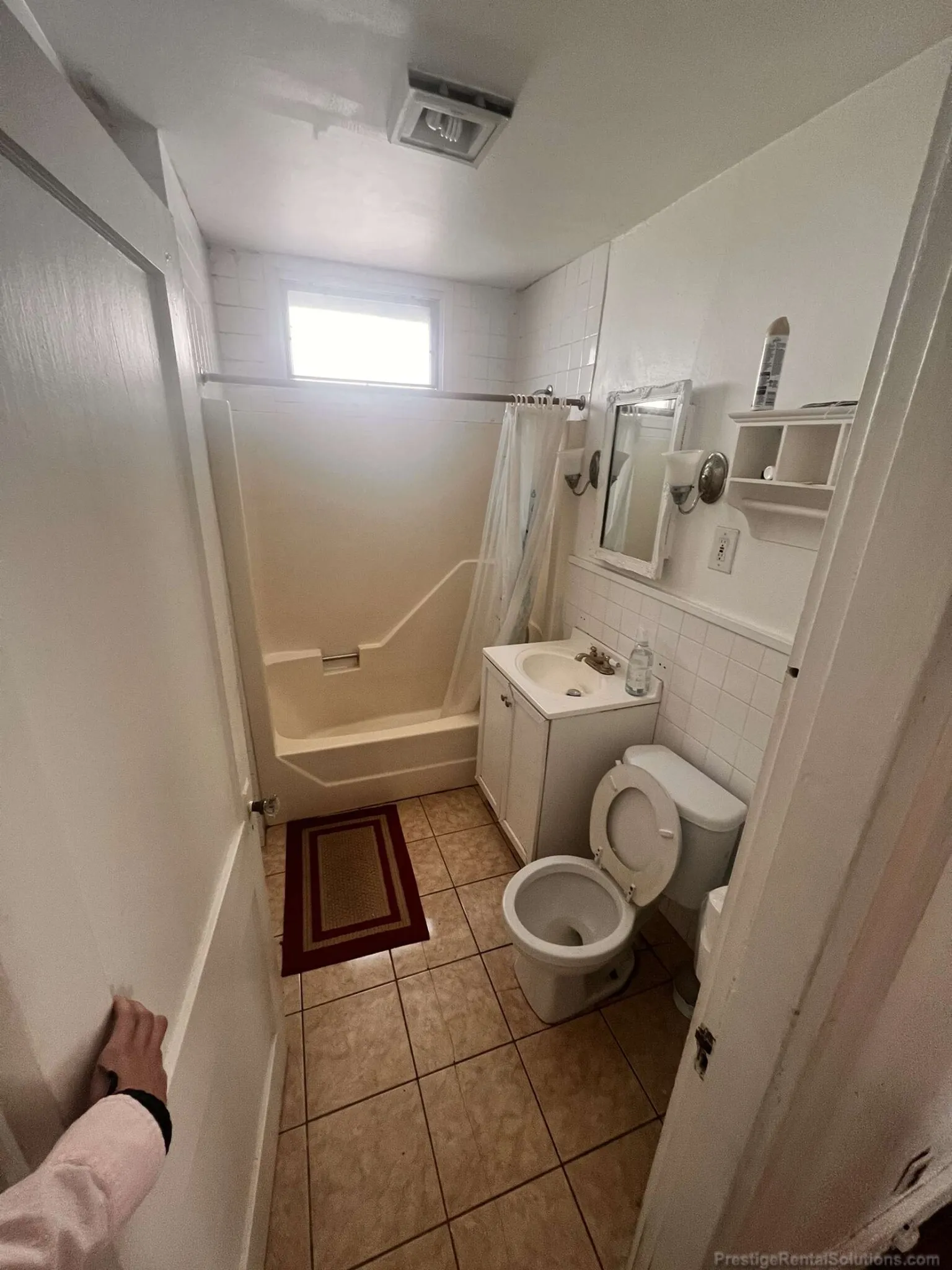 3 bed, 1 bath apartment for rent at 17-19 Morrow Rd Unit 1, Brighton — photo 8 of 13